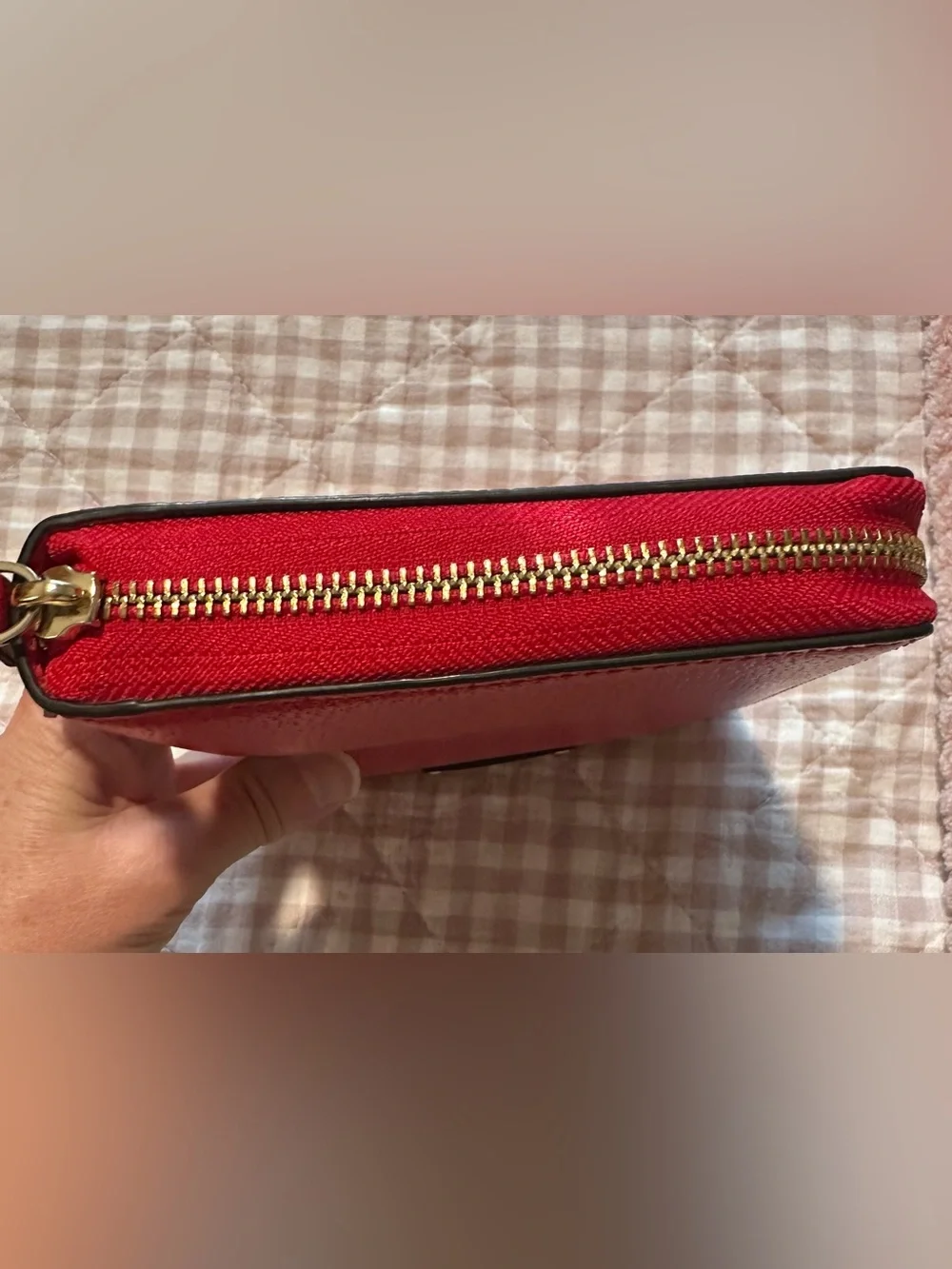 Kate Spade Red Pebbled Leather Zip Wesley Organizer